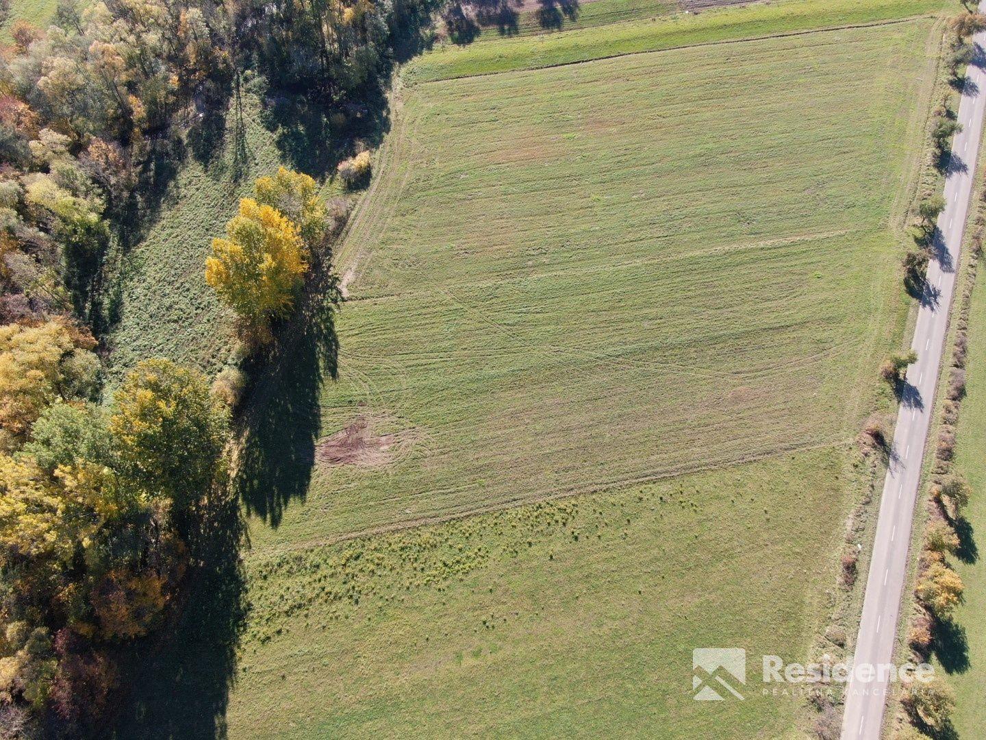 Pozemok na predaj, Beňadiková