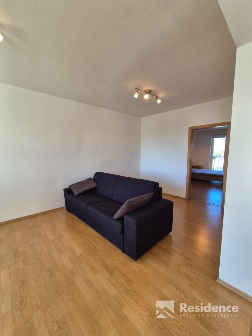 2 izbový byt v centre na prenájom - Liptovský Mikuláš