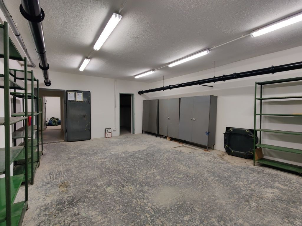 Nebytový priestor - atómový kryt na predaj, centrum Banská Bystrica