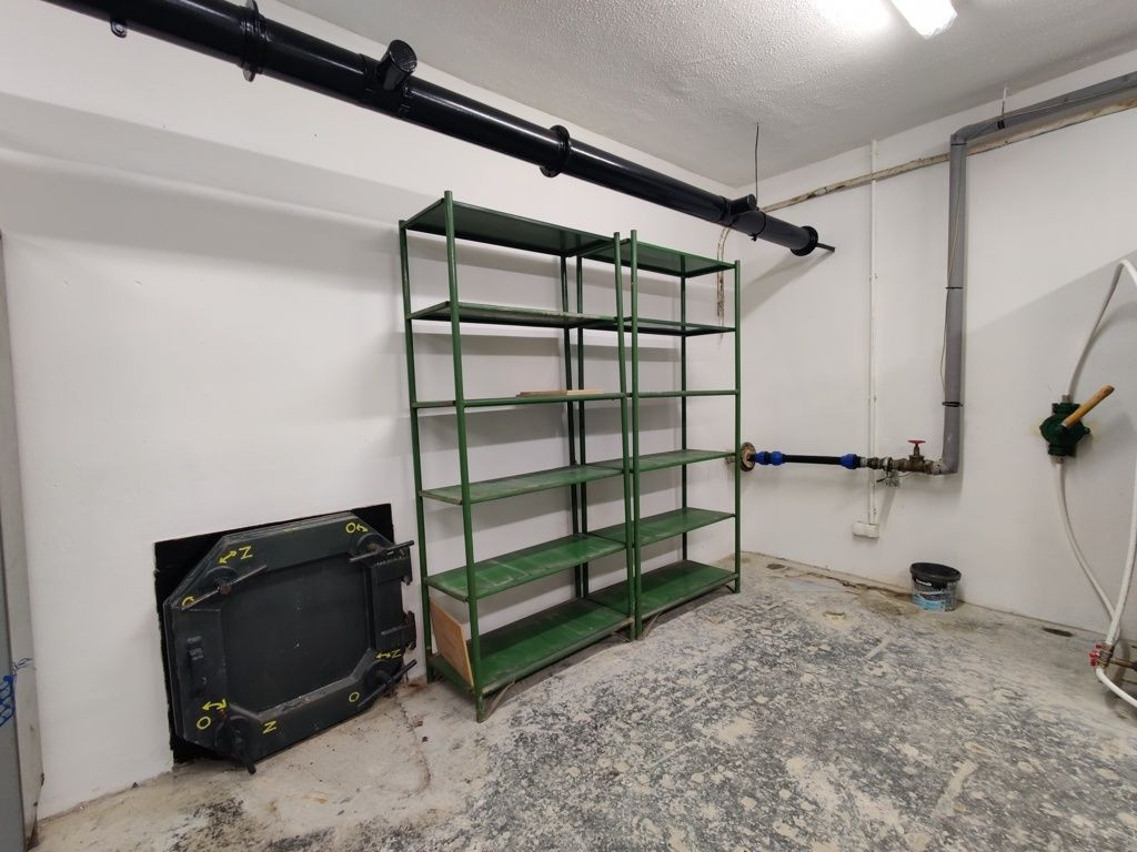 Nebytový priestor - atómový kryt na predaj, centrum Banská Bystrica