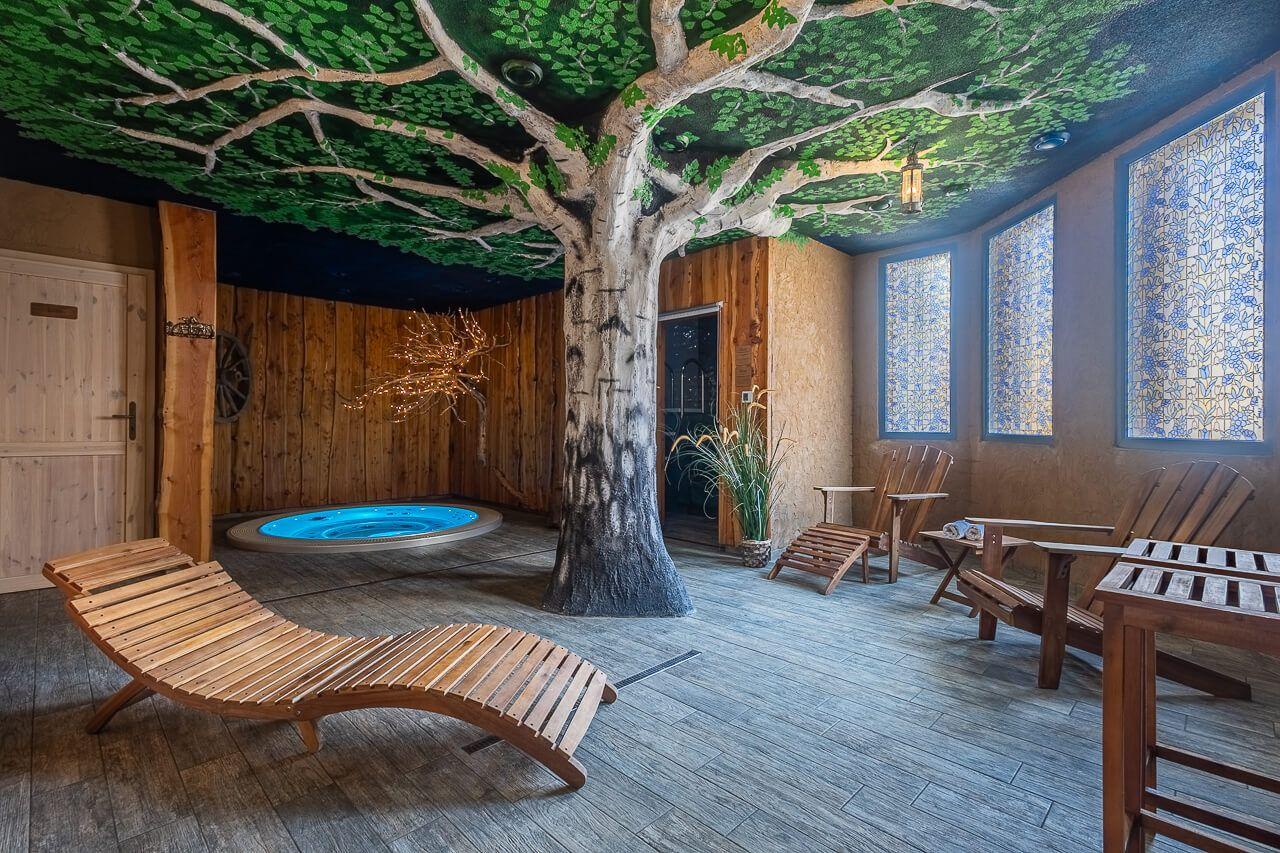 Zabehnutý penzión s reštauráciou, wellnessom a bytom pre majiteľa!