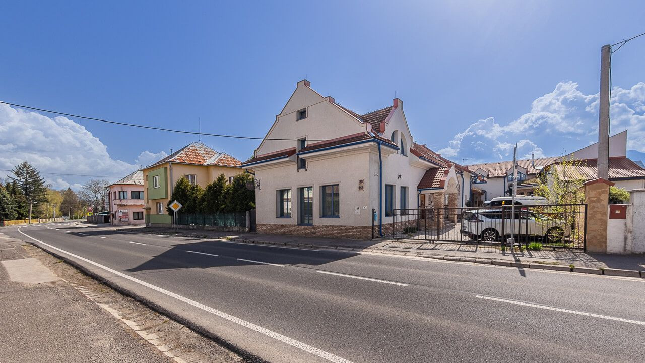 Zabehnutý penzión s reštauráciou, wellnessom a bytom pre majiteľa!