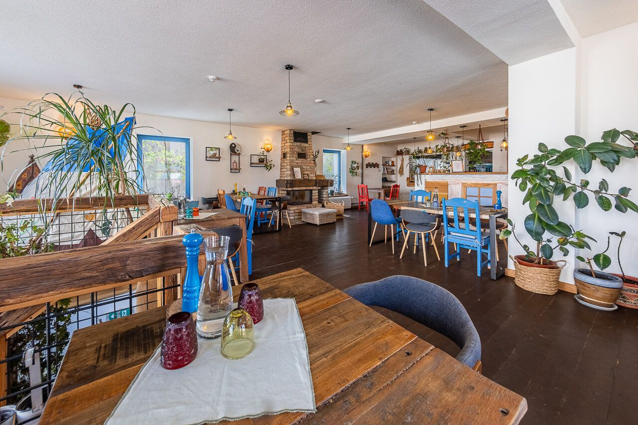 Zabehnutý penzión s reštauráciou, wellnessom a bytom pre majiteľa!