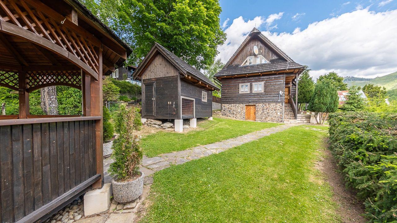 Exkluzívna chata s úžasným výhľadom na predaj, Huty