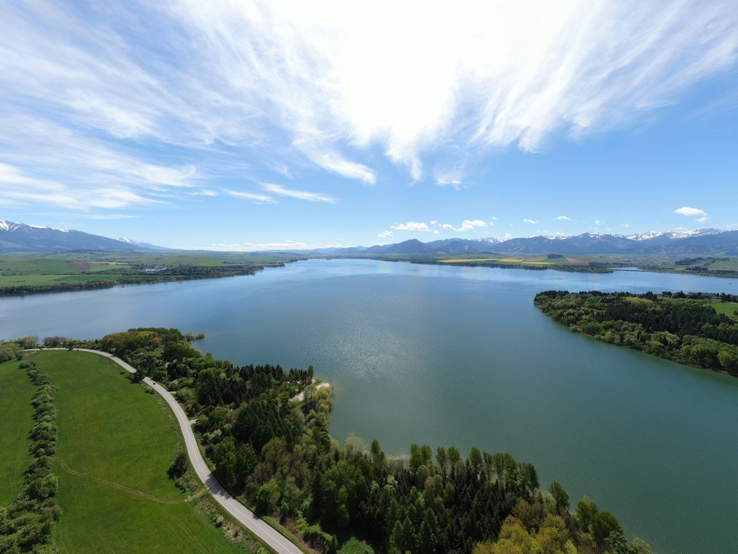 Lukratívny pozemok pri Liptovskej Mare na predaj