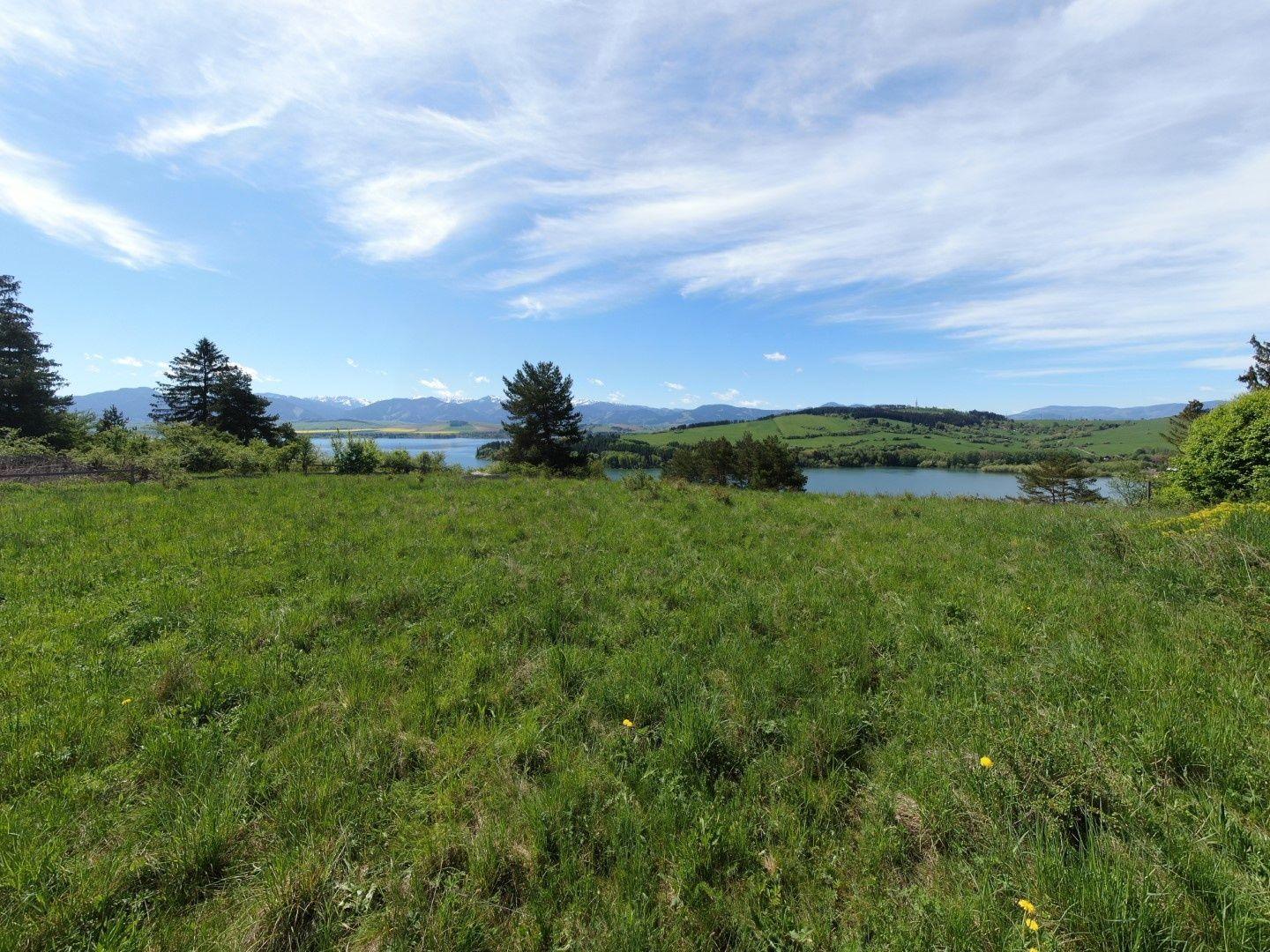 Lukratívny pozemok pri Liptovskej Mare na predaj