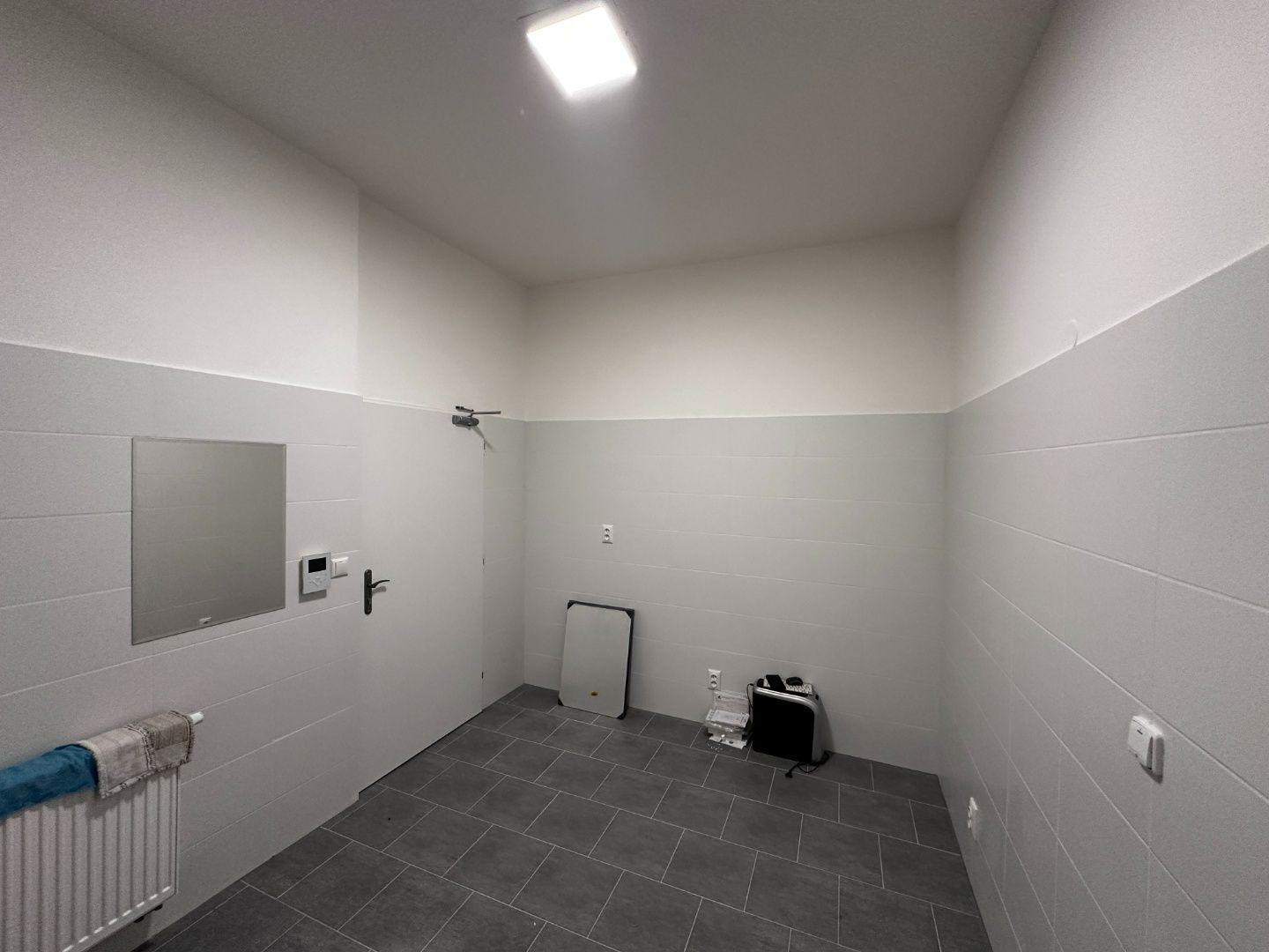 Na predaj priestory pre podnikanie – Kapitána Nálepku, L. Mikuláš