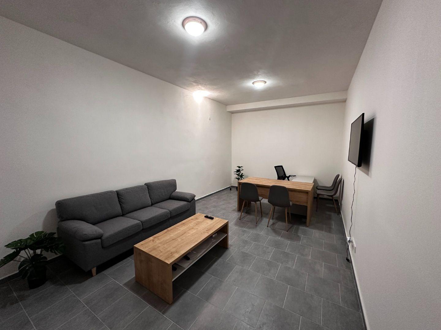 Na predaj priestory pre podnikanie – Kapitána Nálepku, L. Mikuláš