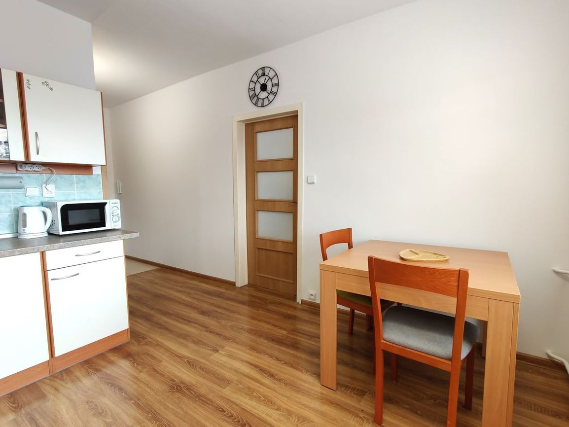 Zariadený 1 izbový byt na prenájom, Liptovský Mikuláš