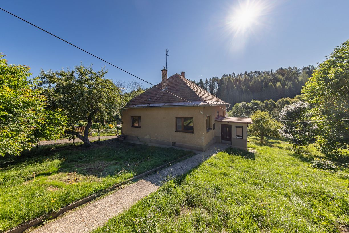 Výhodná ponuka – rodinný dom v obľúbenej lokalite Jamník