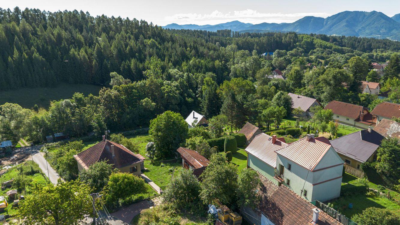 Výnimočná investičná príležitosť Rodinný dom s pozemkom 2712 m² na predaj – Jamník, Liptov 