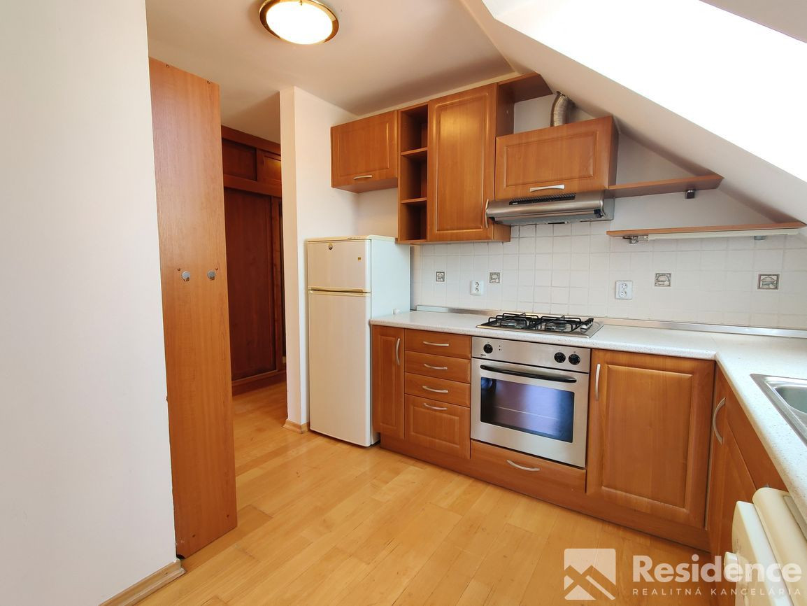 3 izbový byt na prenájom, centrum Liptovský Mikuláš