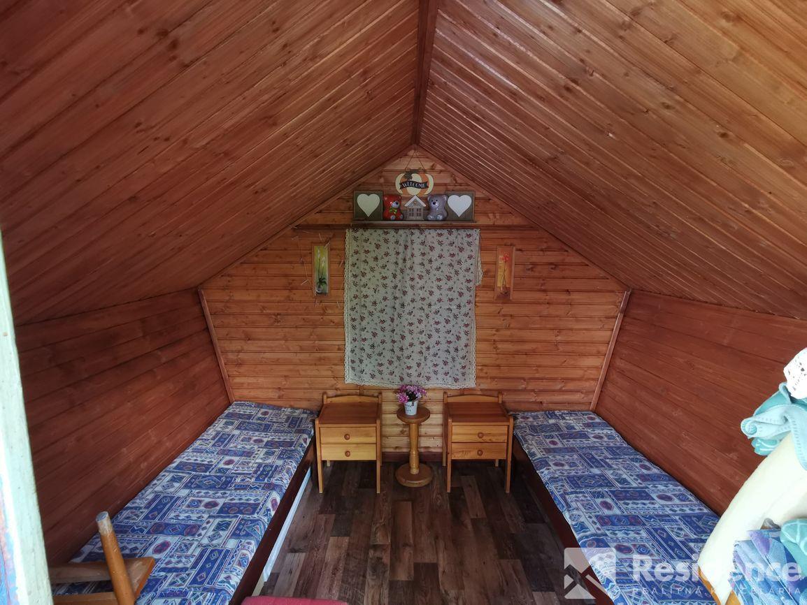 Na predaj záhradná chatka s krásnym výhľadom na mesto, Liptovský Mikuláš