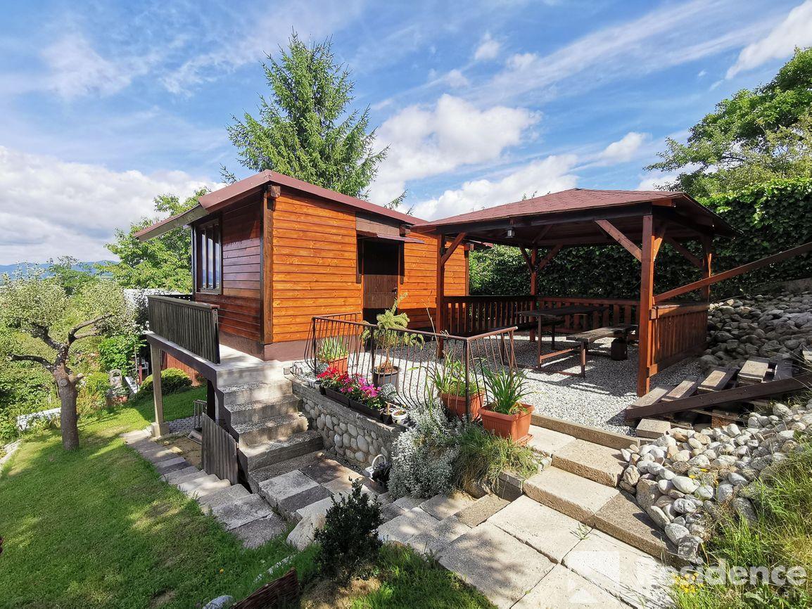 Na predaj záhradná chatka s krásnym výhľadom na mesto, Liptovský Mikuláš