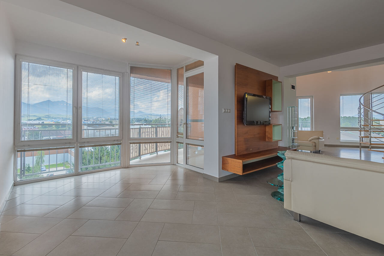 Na prenájom 3-izbový mezonet v centre Liptovského Mikuláša