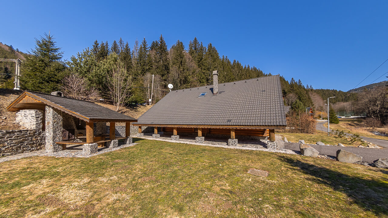 Jedinečný zrub v Nízkych Tatier – ideálny pre rodinu aj ako investícia