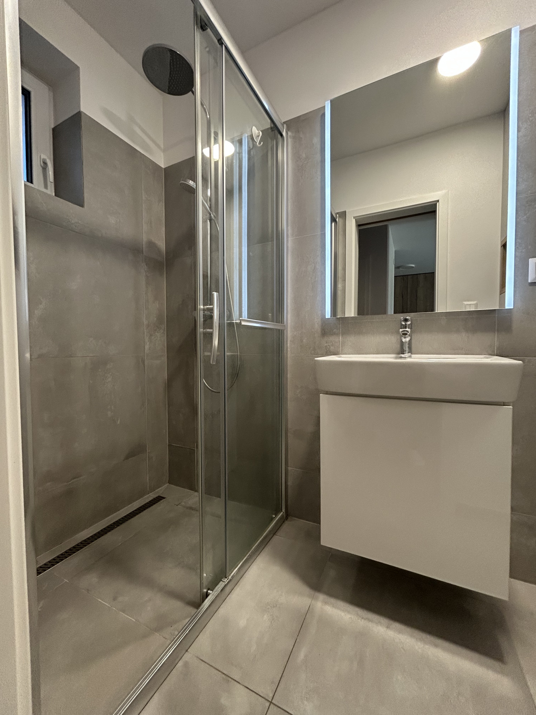 Na prenájom nový 2-izbový byt v Liptovskom Mikuláši