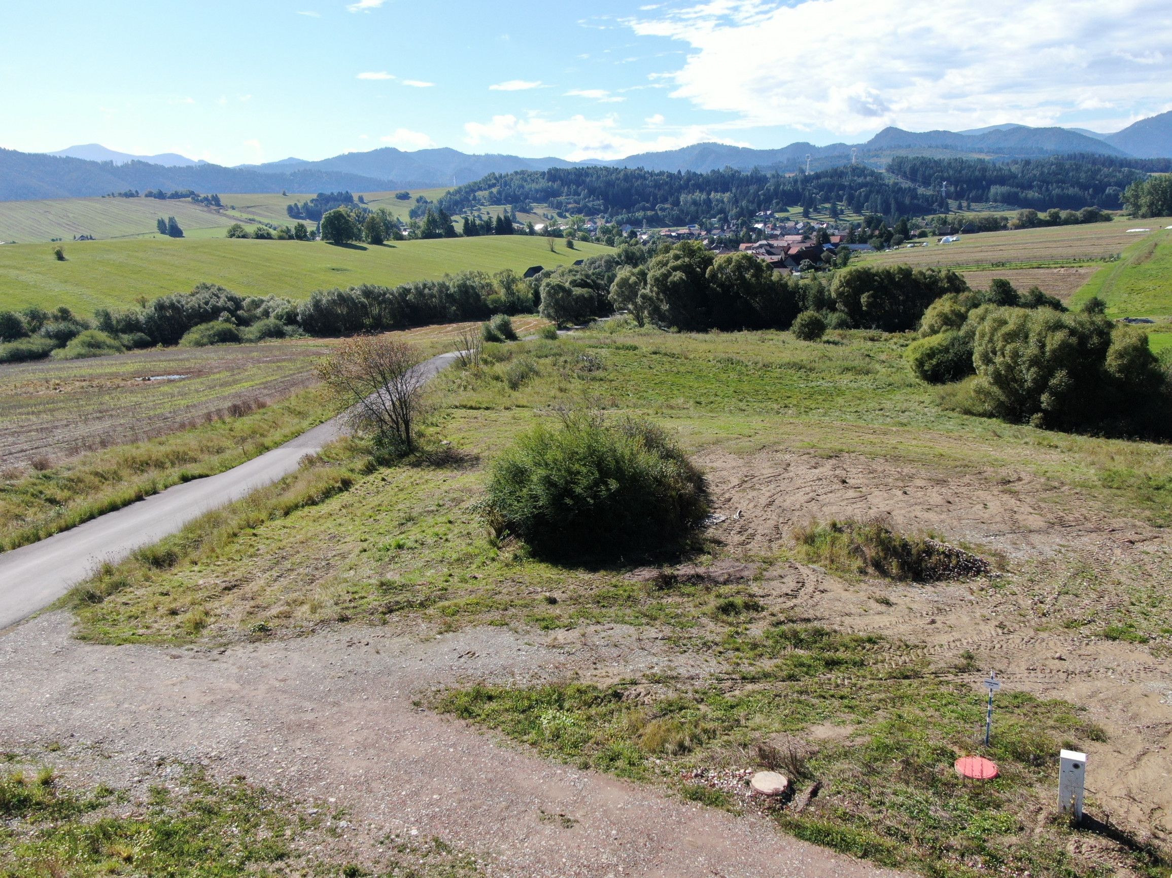 Posledný stavebný pozemok v Hybe – Peňažné  Výhľad na Tatry