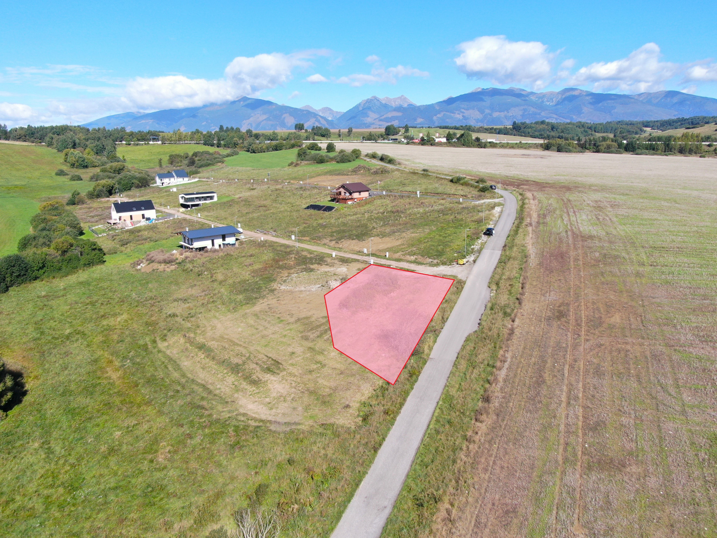 Posledný stavebný pozemok v Hybe – Peňažné  Výhľad na Tatry