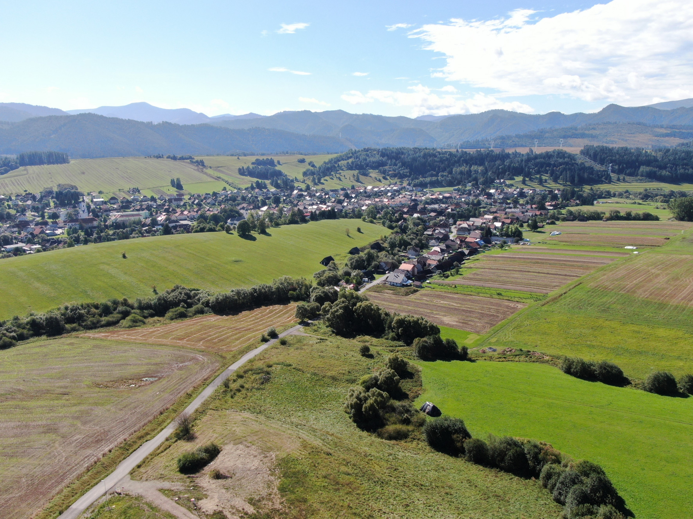 Posledný stavebný pozemok v Hybe – Peňažné  Výhľad na Tatry