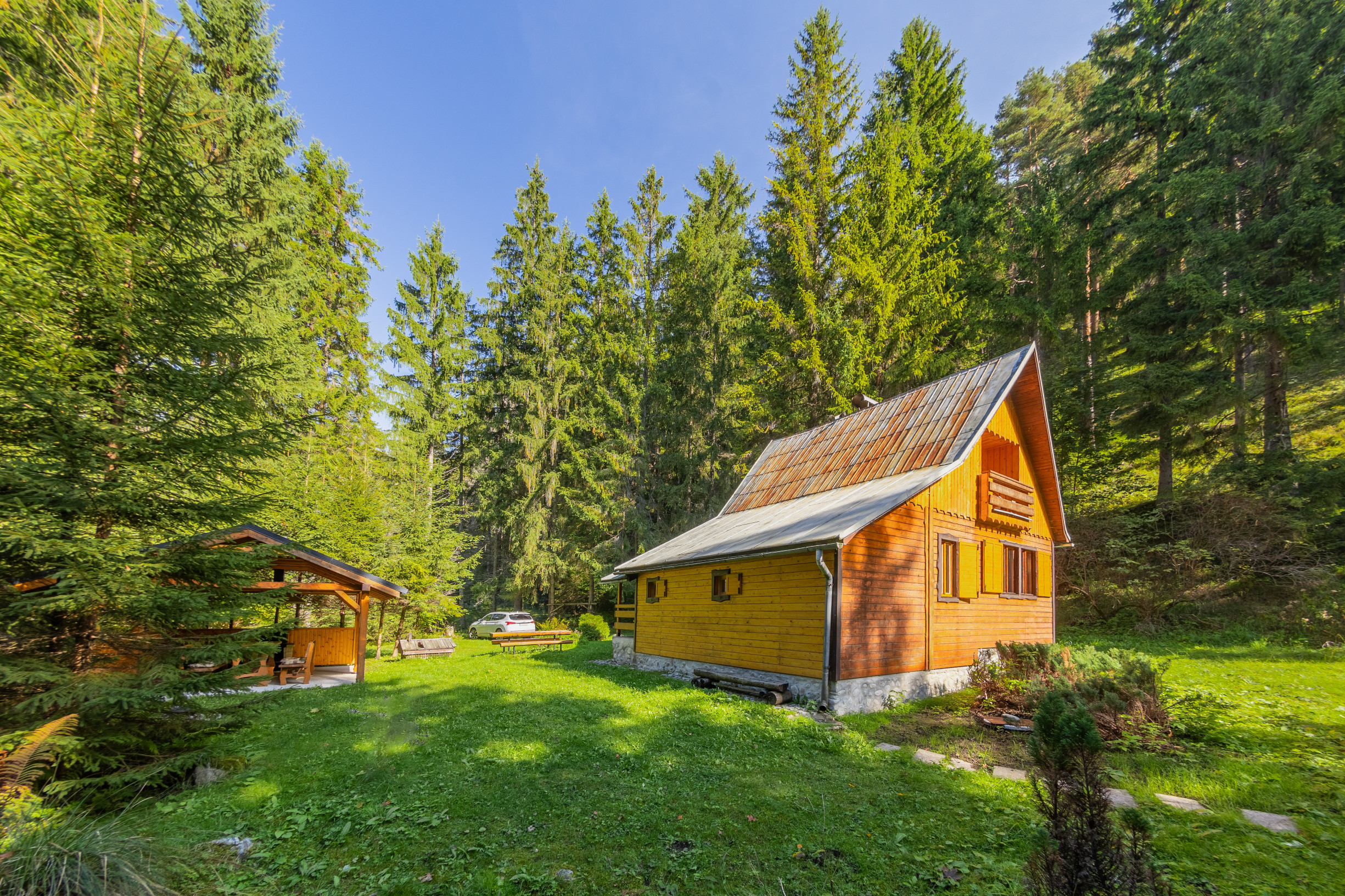 Na predaj čarovná chata uprostred lesa – Liptovský Ján