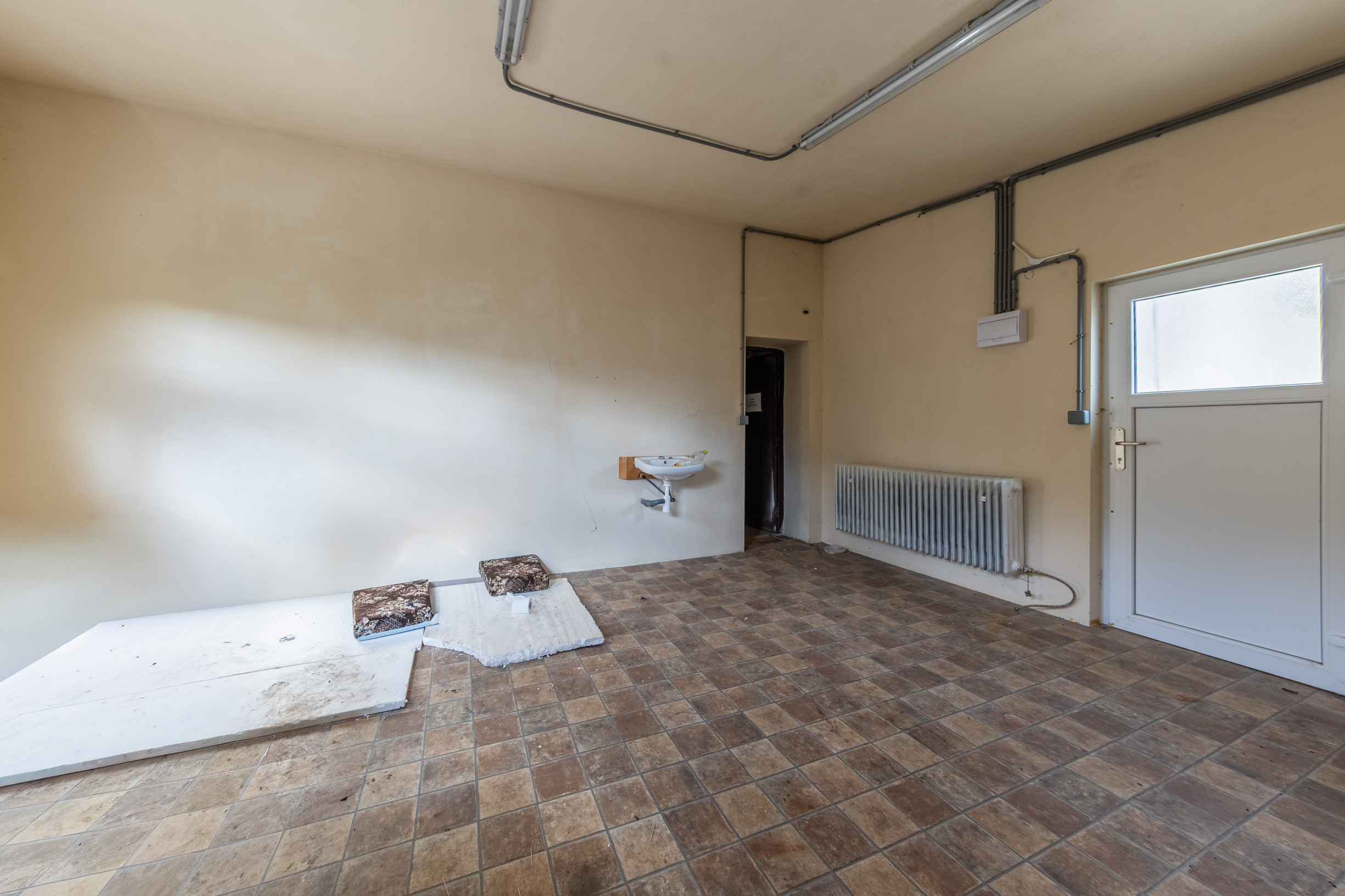 Na predaj rozsiahly objekt na podnikanie v Liskovej