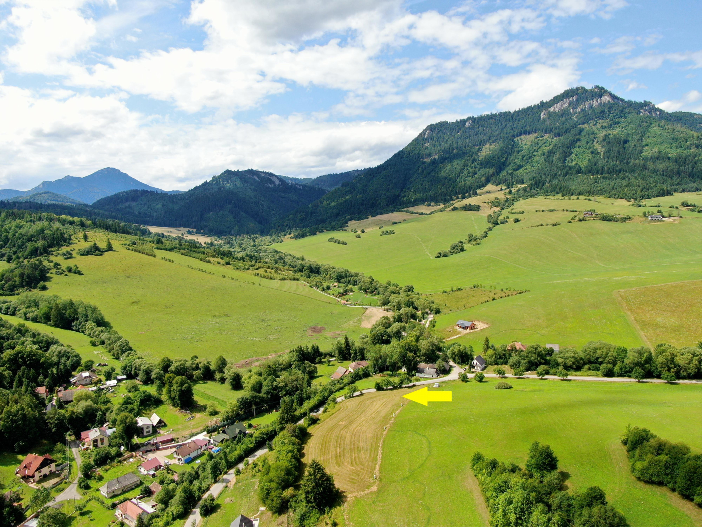 Znížená cena - Stavebný pozemok v Bukovine