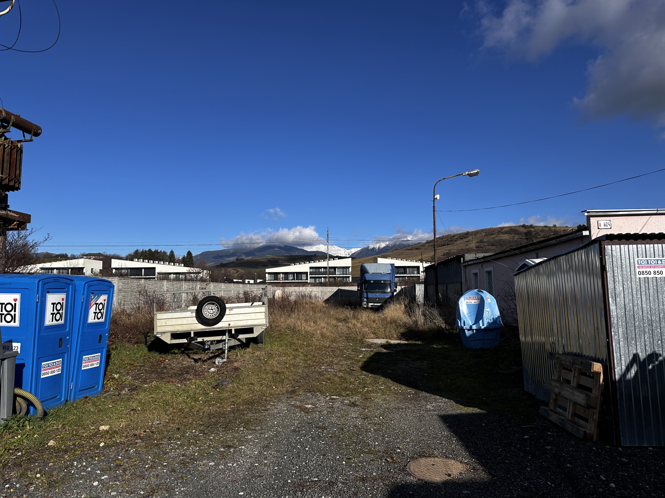 Prenájom 1 300 m² – skladový priestor na hlavnom ťahu Liptovský Mikuláš