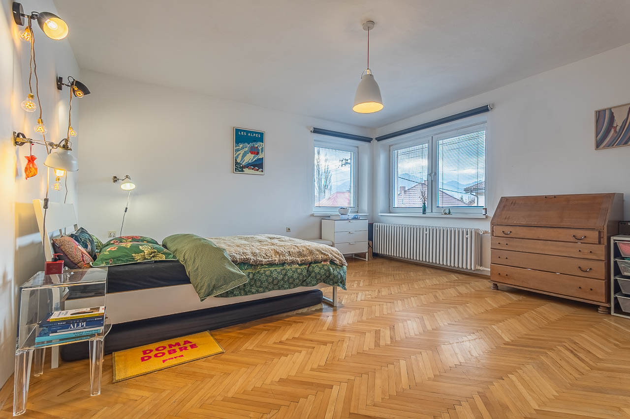 Priestranný byt s podkrovím – Liptovský Mikuláš