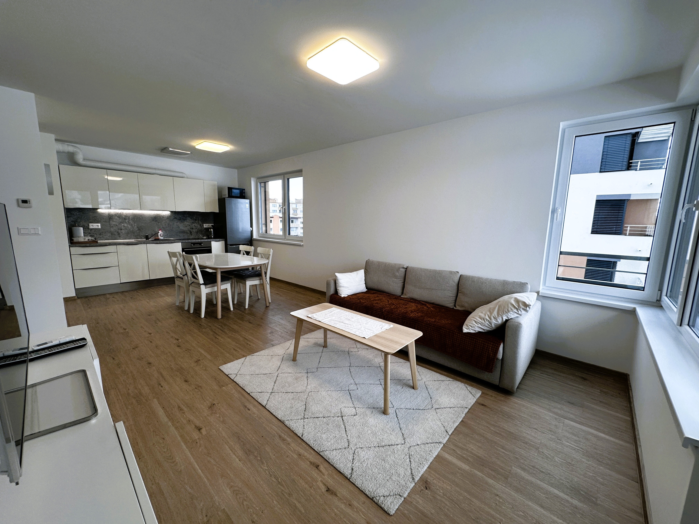 Prenájom: nový 2i byt + kryté parkovanie – Liptovský Mikuláš