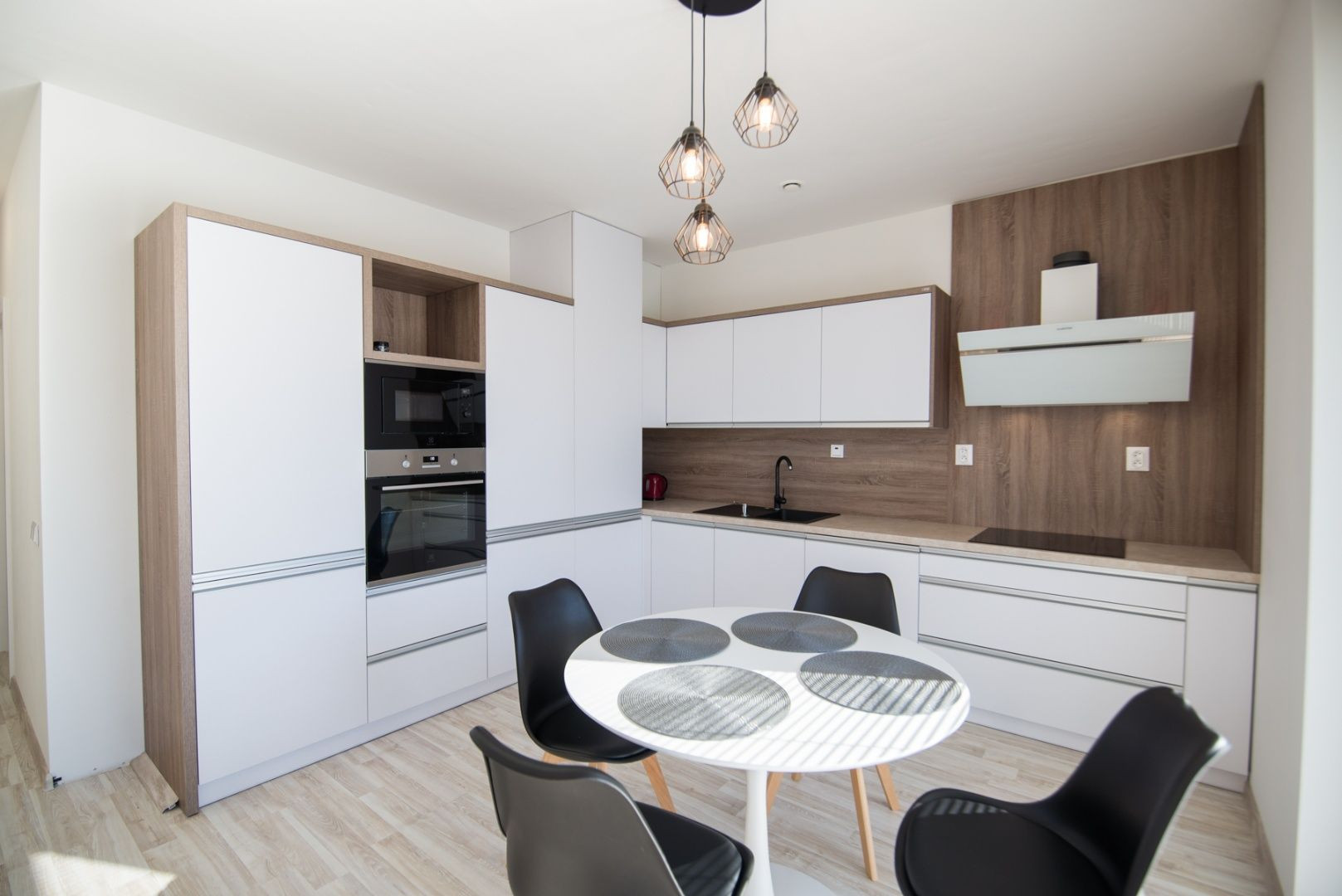 Moderný byt s terasou na prenájom - Victory Port Palúdzka