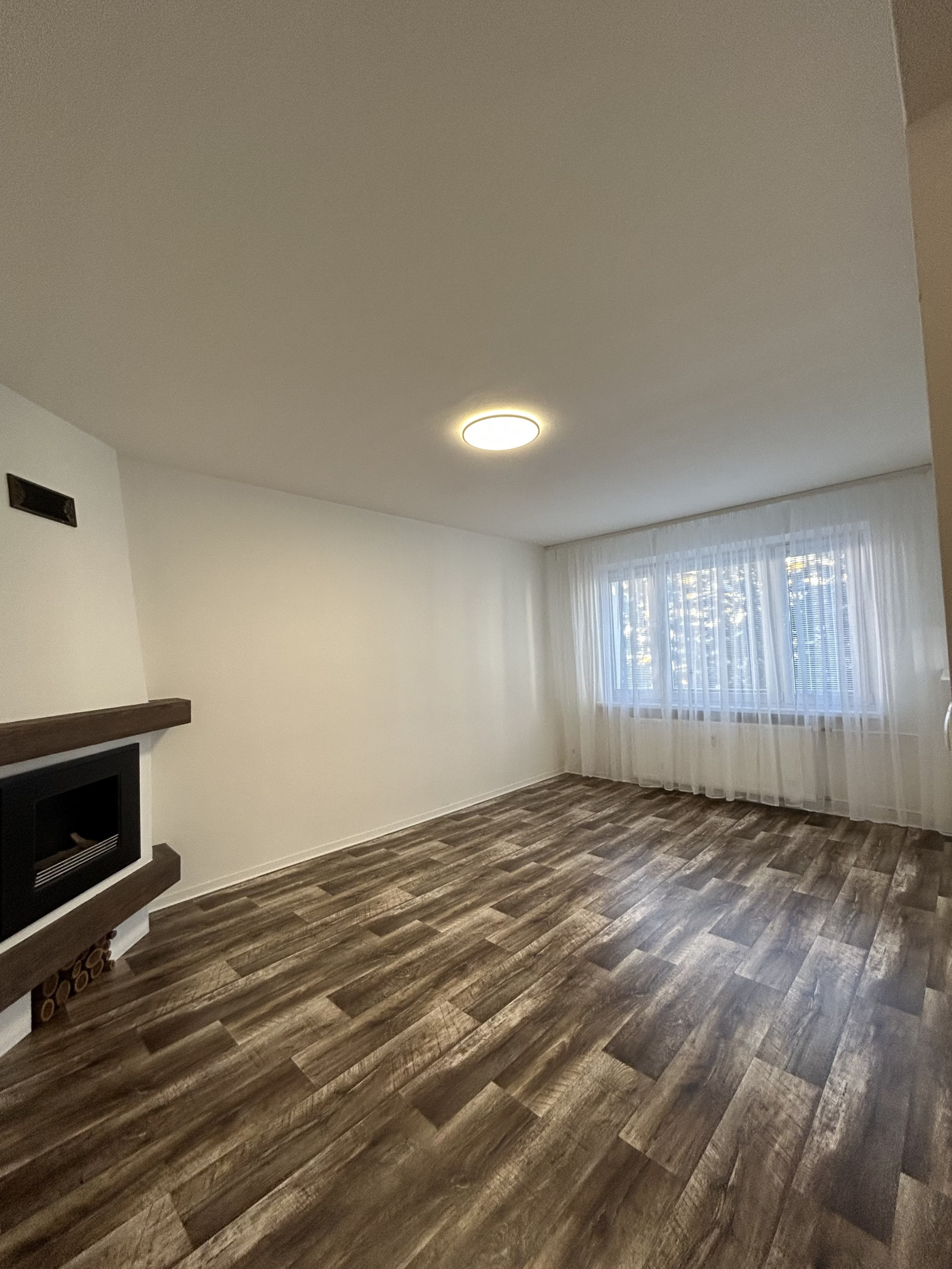 Na prenájom 3- izbový byt na Podbrezinách