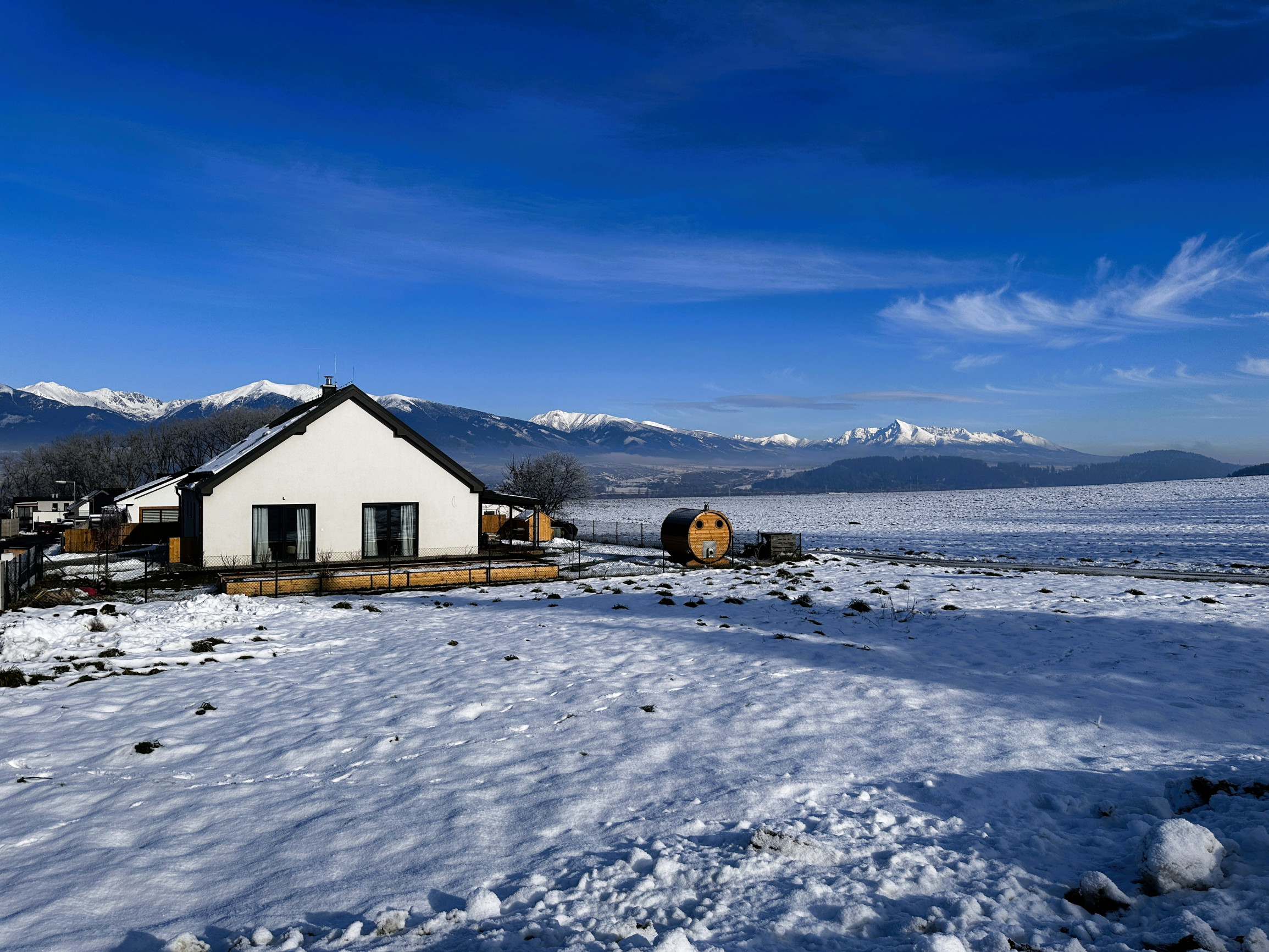 Posledný voľný pozemok v novej časti Závažnej Poruby – Pod Poludnicou