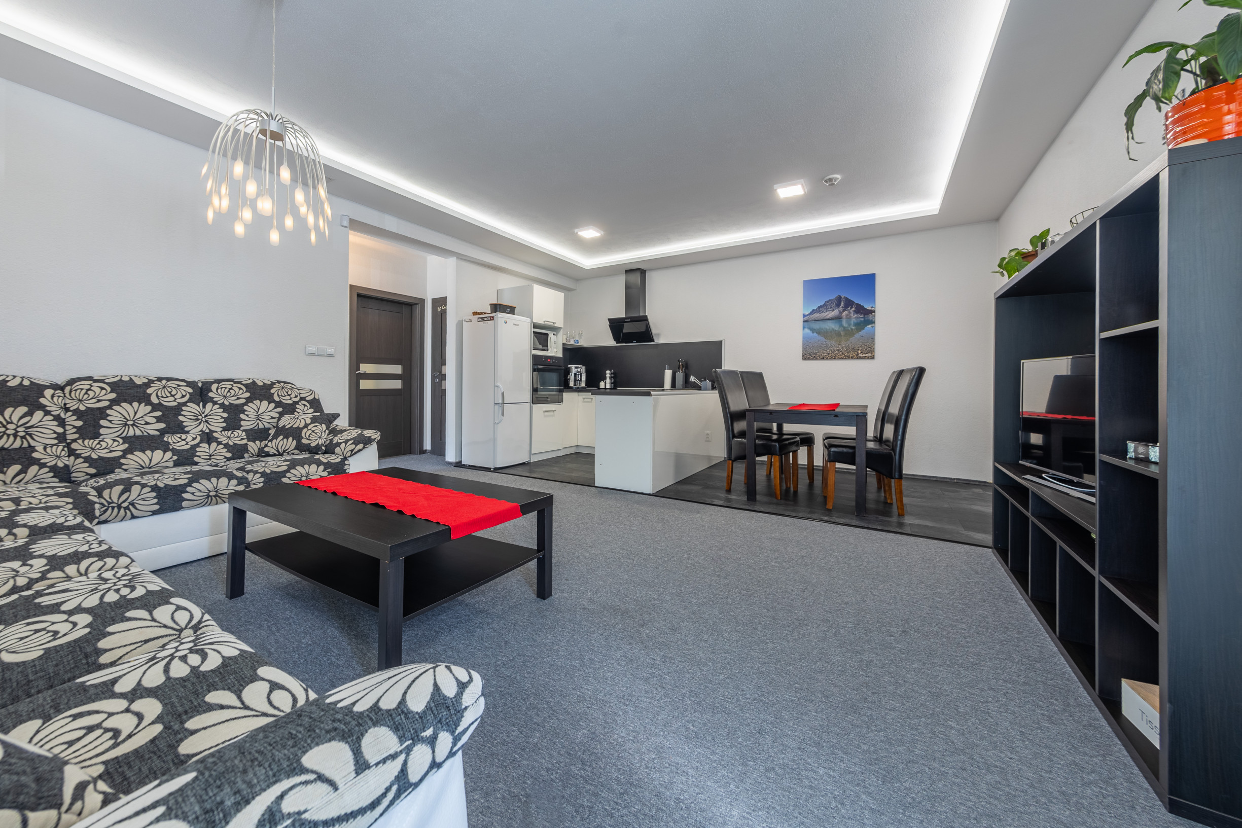 REZERVOVANÉ -Priestranný apartmán s terasou pri aquaparku – Banff Bešeňová