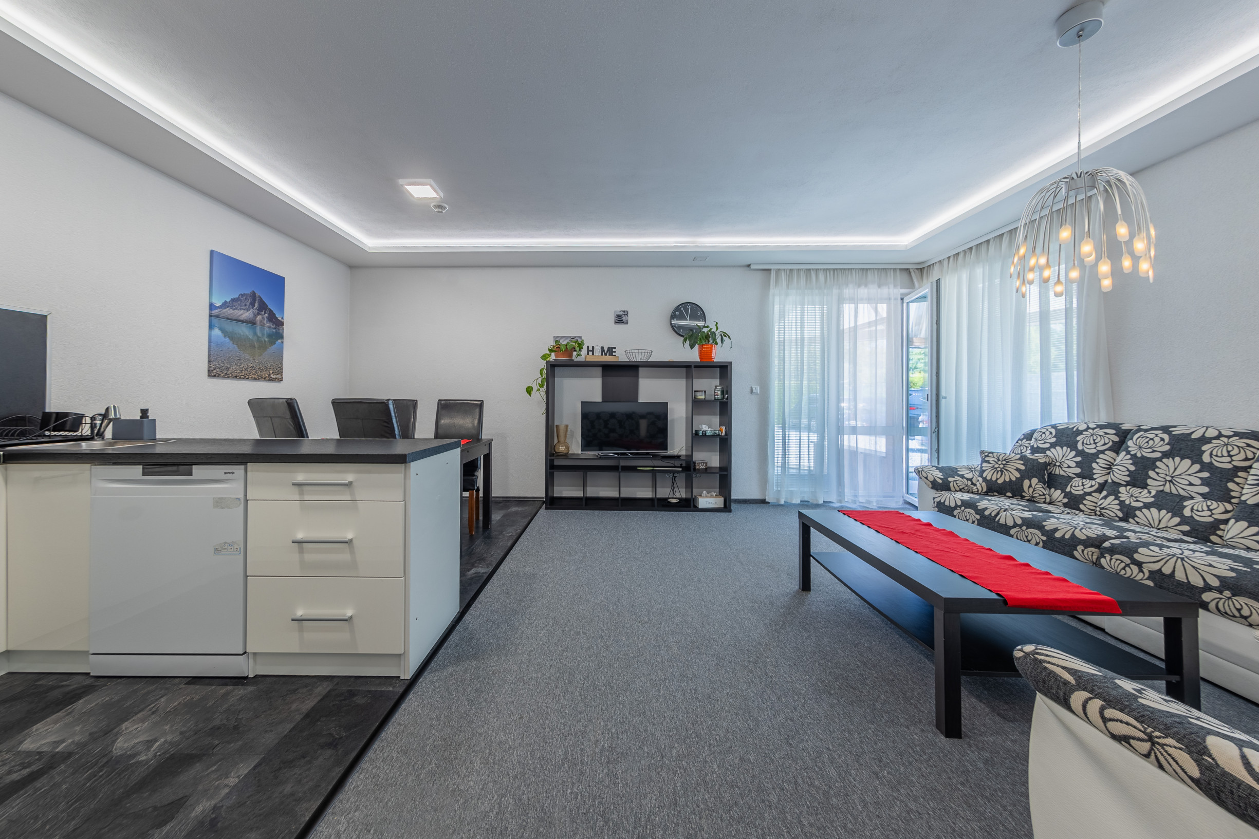 REZERVOVANÉ -Priestranný apartmán s terasou pri aquaparku – Banff Bešeňová