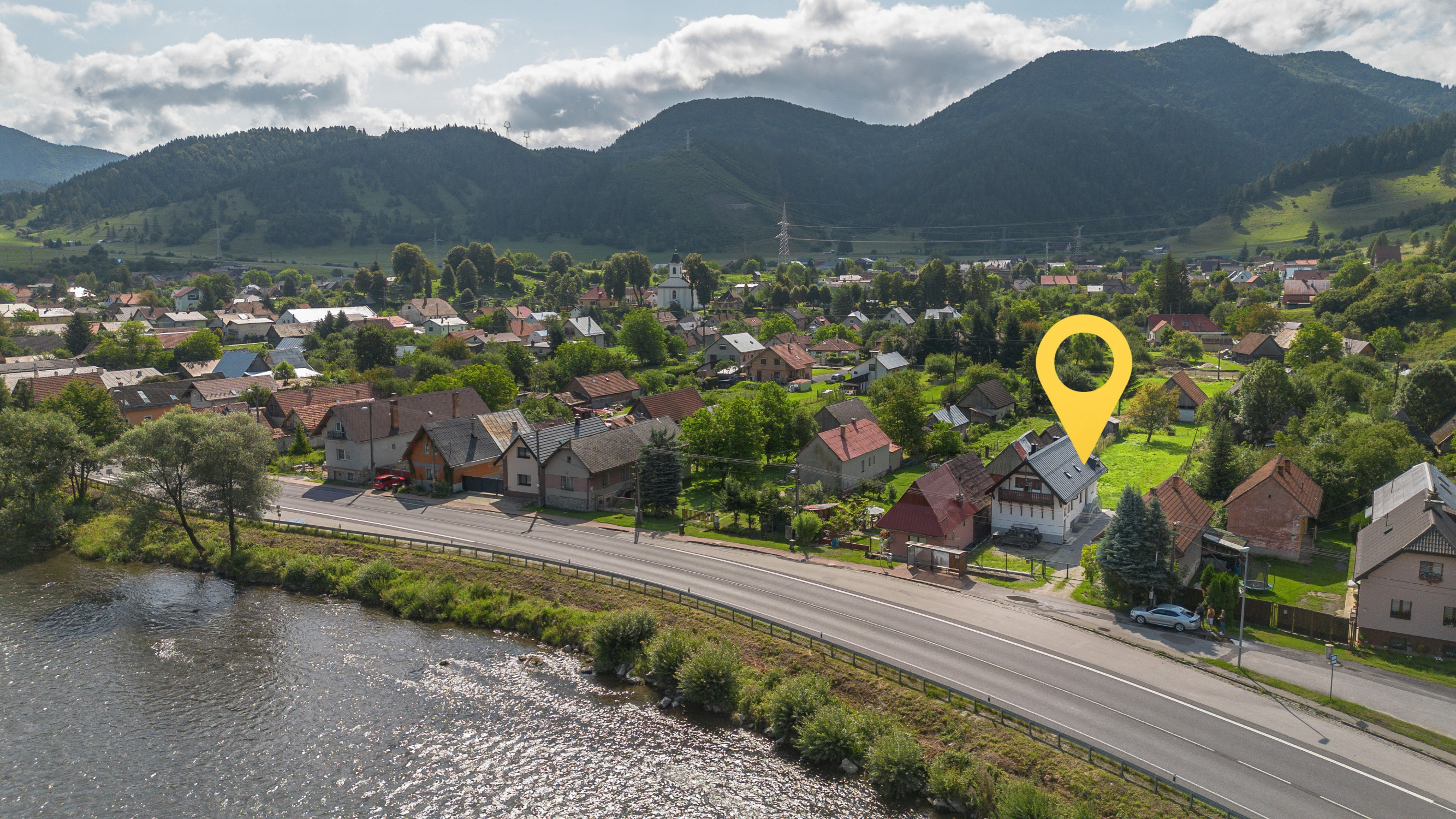 Rodinný dom s dvomi bytmi – Hubová, okres Ružomberok