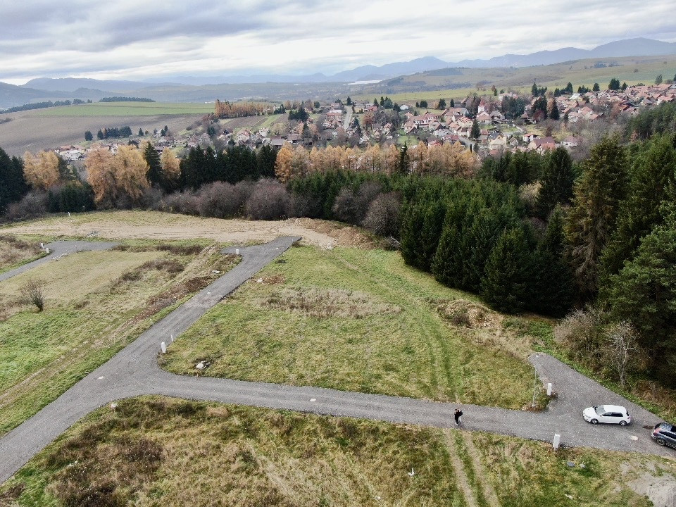 NOVÁ CENA | Pozemok na výstavbu domu pri lese – Jamník, 722 m²