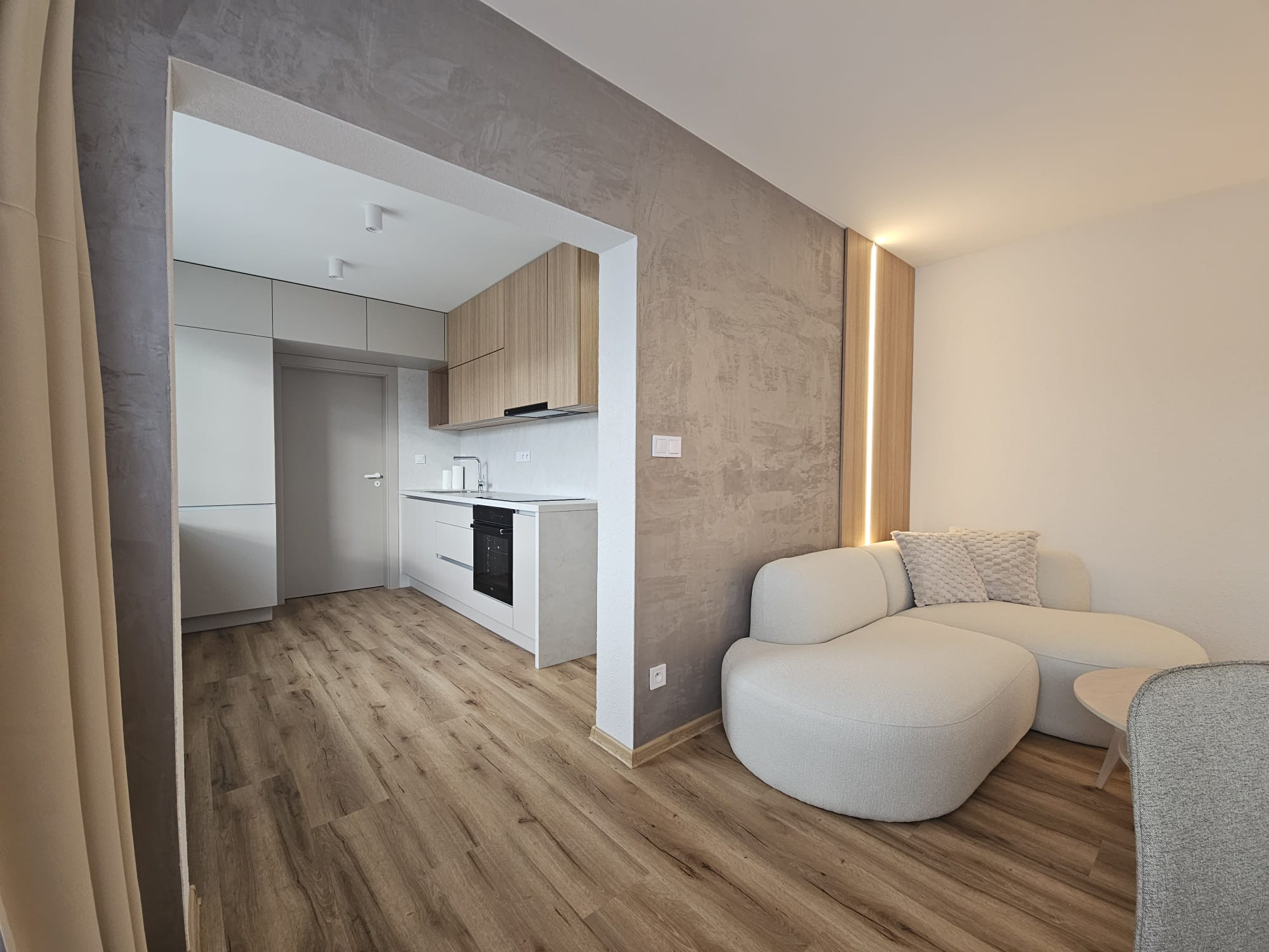 2 izbový byt po rekonštrukcii na prenájom - Liptovský Mikuláš