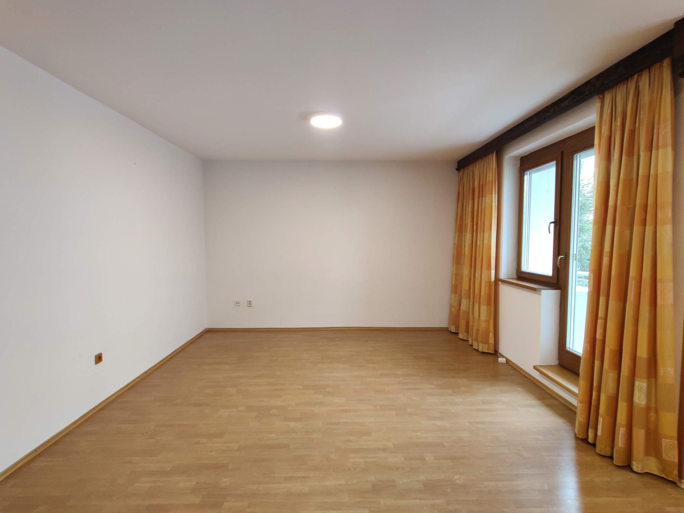 2-izbový byt na prenájom, Liptovský Mikuláš (Nábrežie)