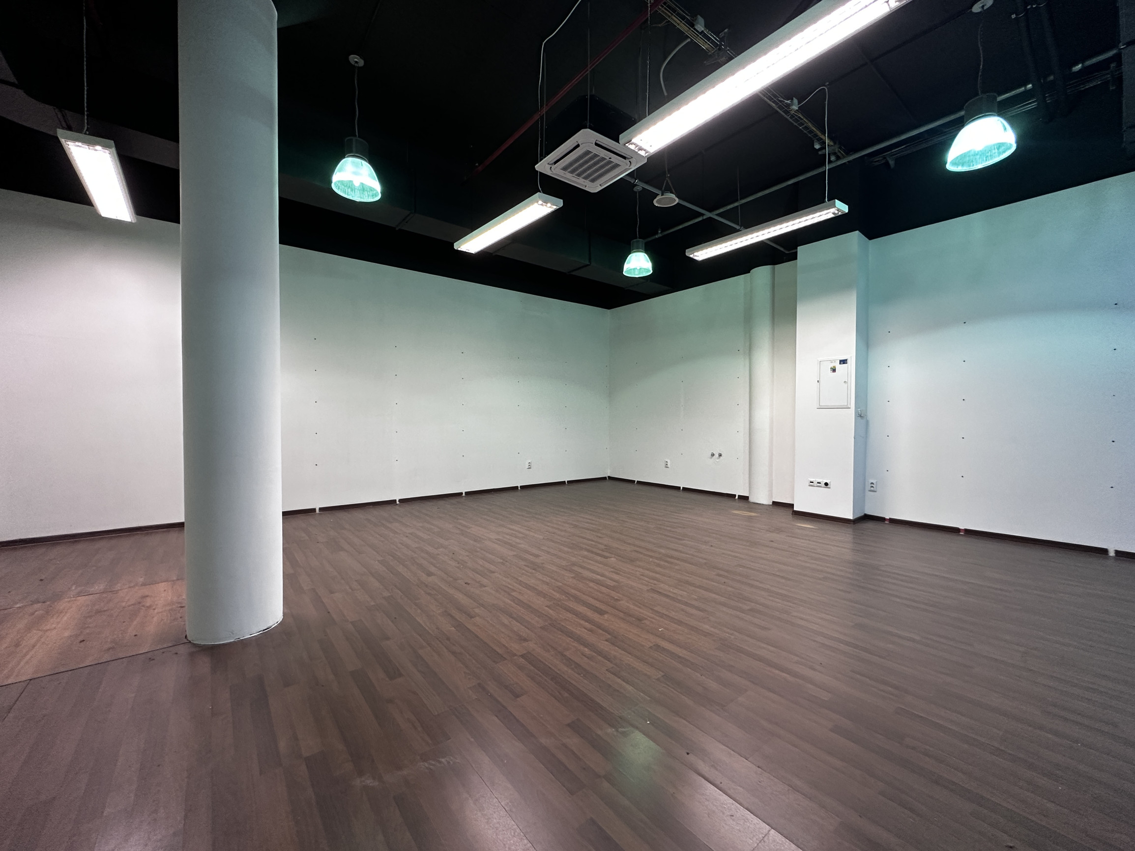 Obchodné priestory v Jasná Shopping City, Liptovský Mikuláš