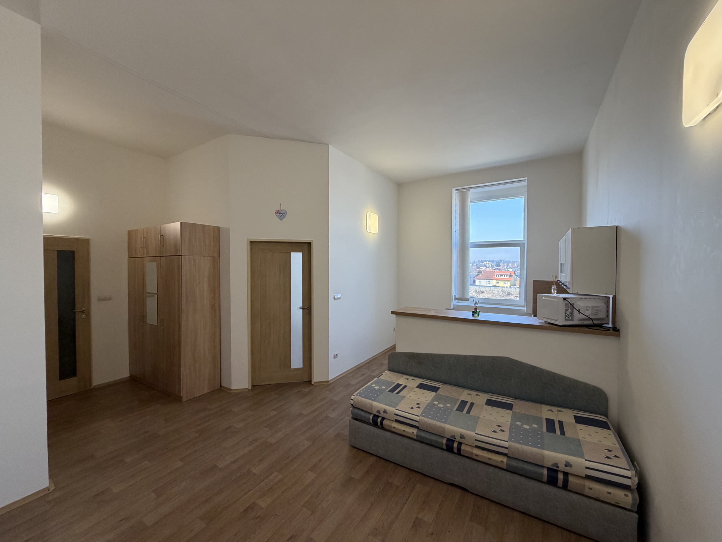 Na prenájom 2- izbový byt v Liptovskom Mikuláši