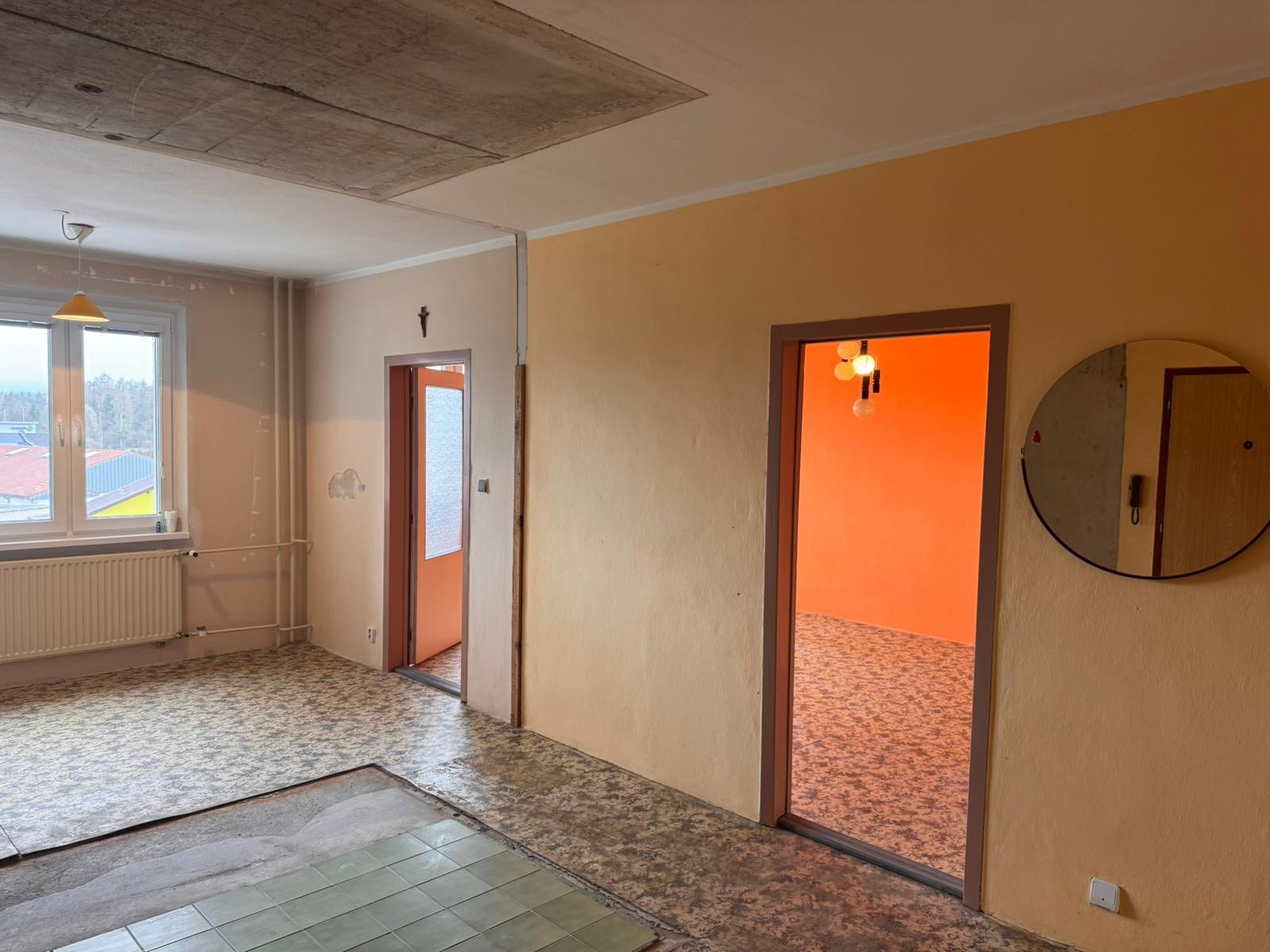 Priestranný 3-izbový byt v Liptovskom Hrádku na predaj