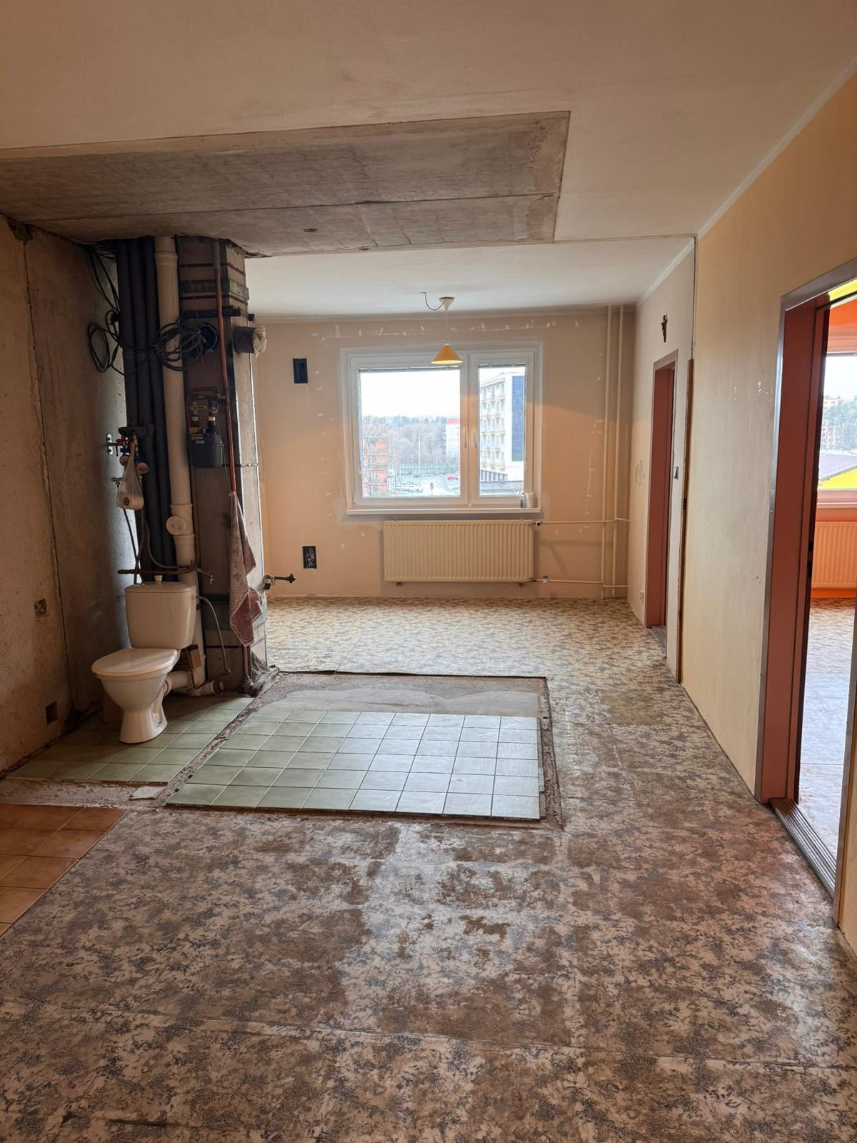 Priestranný 3-izbový byt v Liptovskom Hrádku na predaj