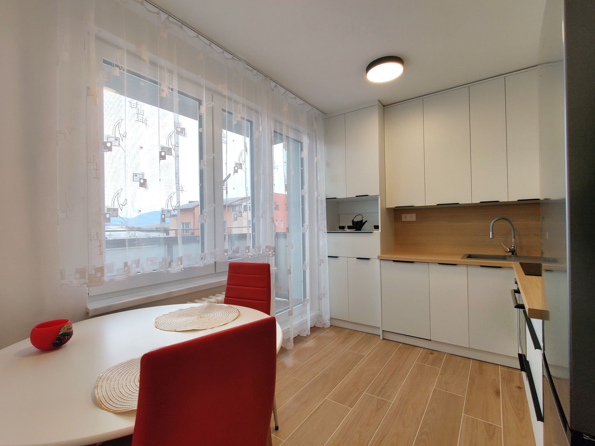 Moderný 1-izbový byt na prenájom,  Nábrežie 4. apríla