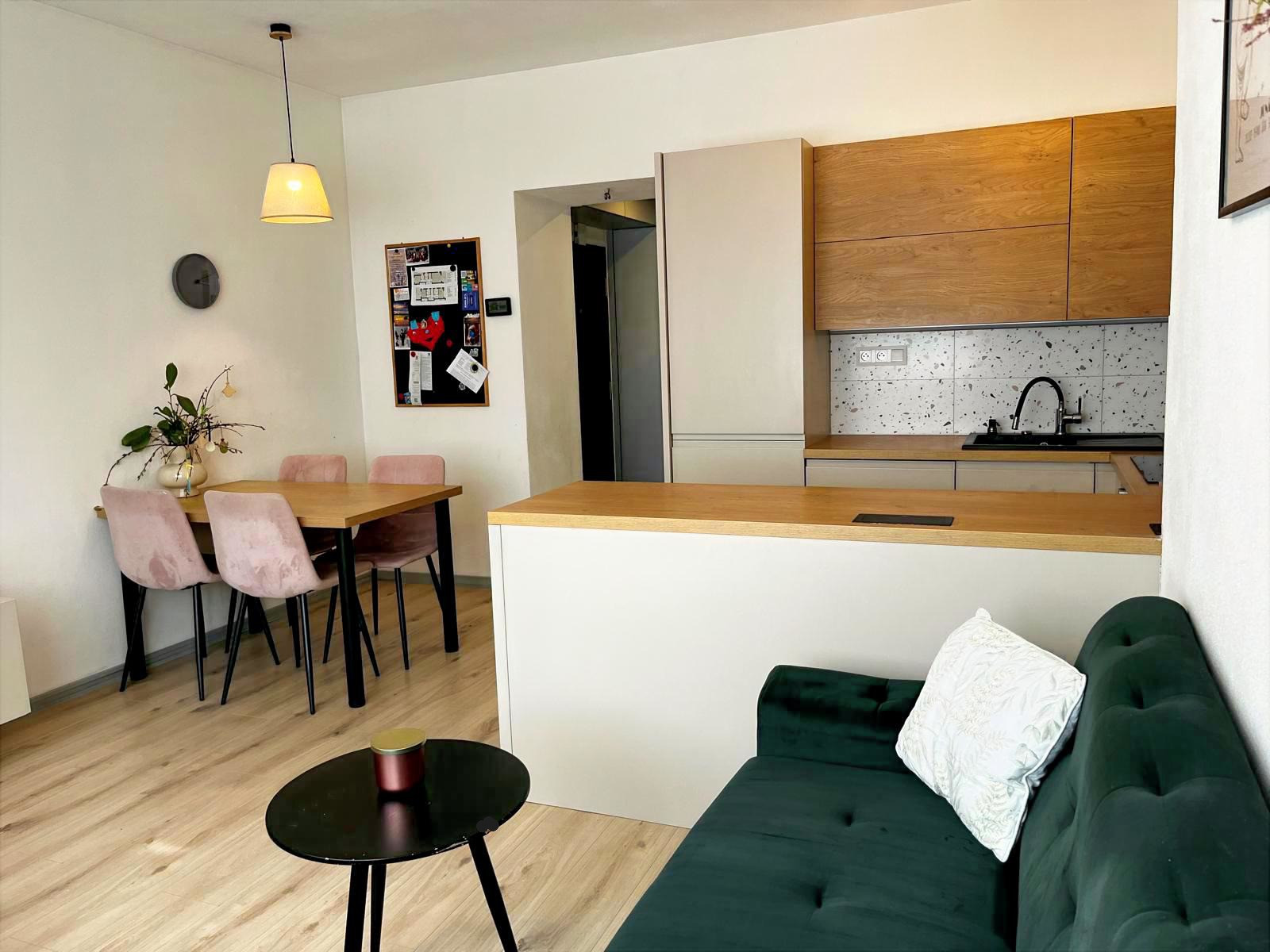 Prenájom moderného 3‑izbového bytu s podlahovým kúrením – Ružomberok, Polík