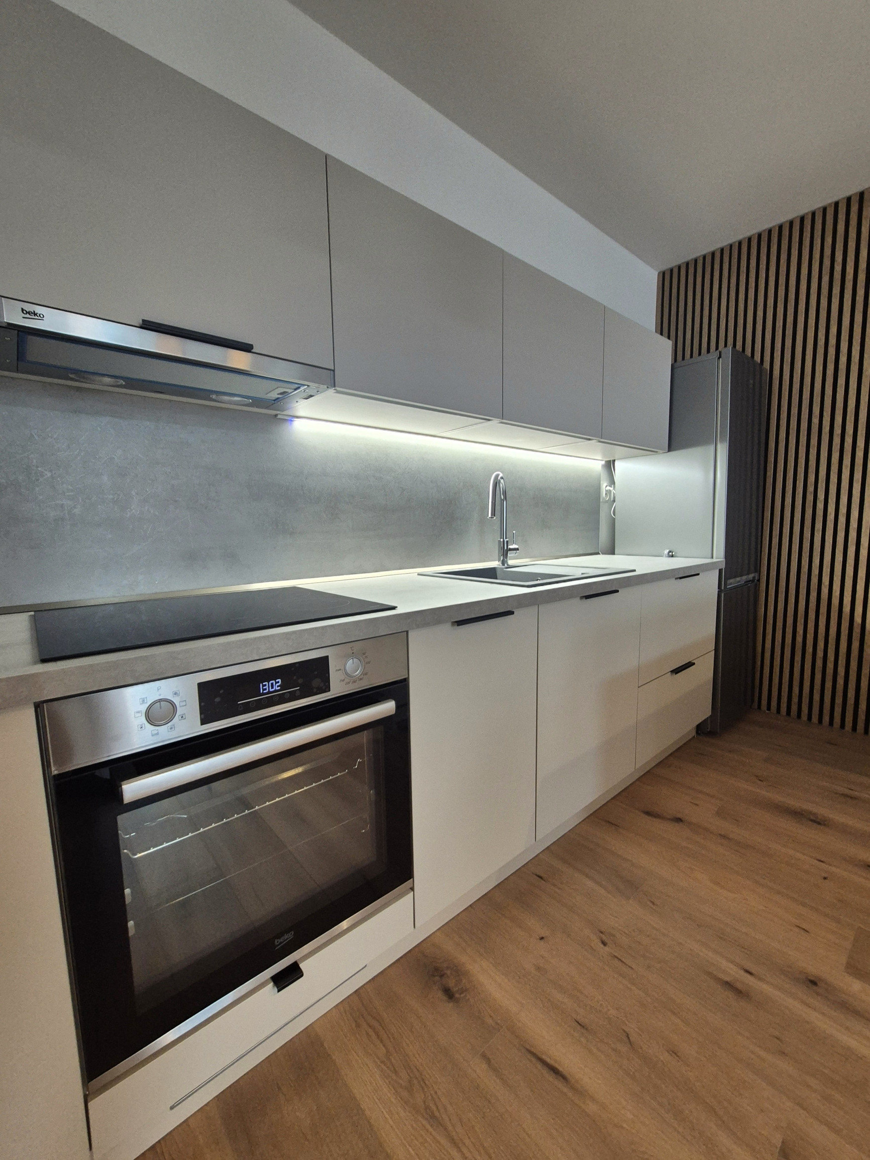 Dvojizbový kompletne zariadený byt v novostavbe v L.Hrádku