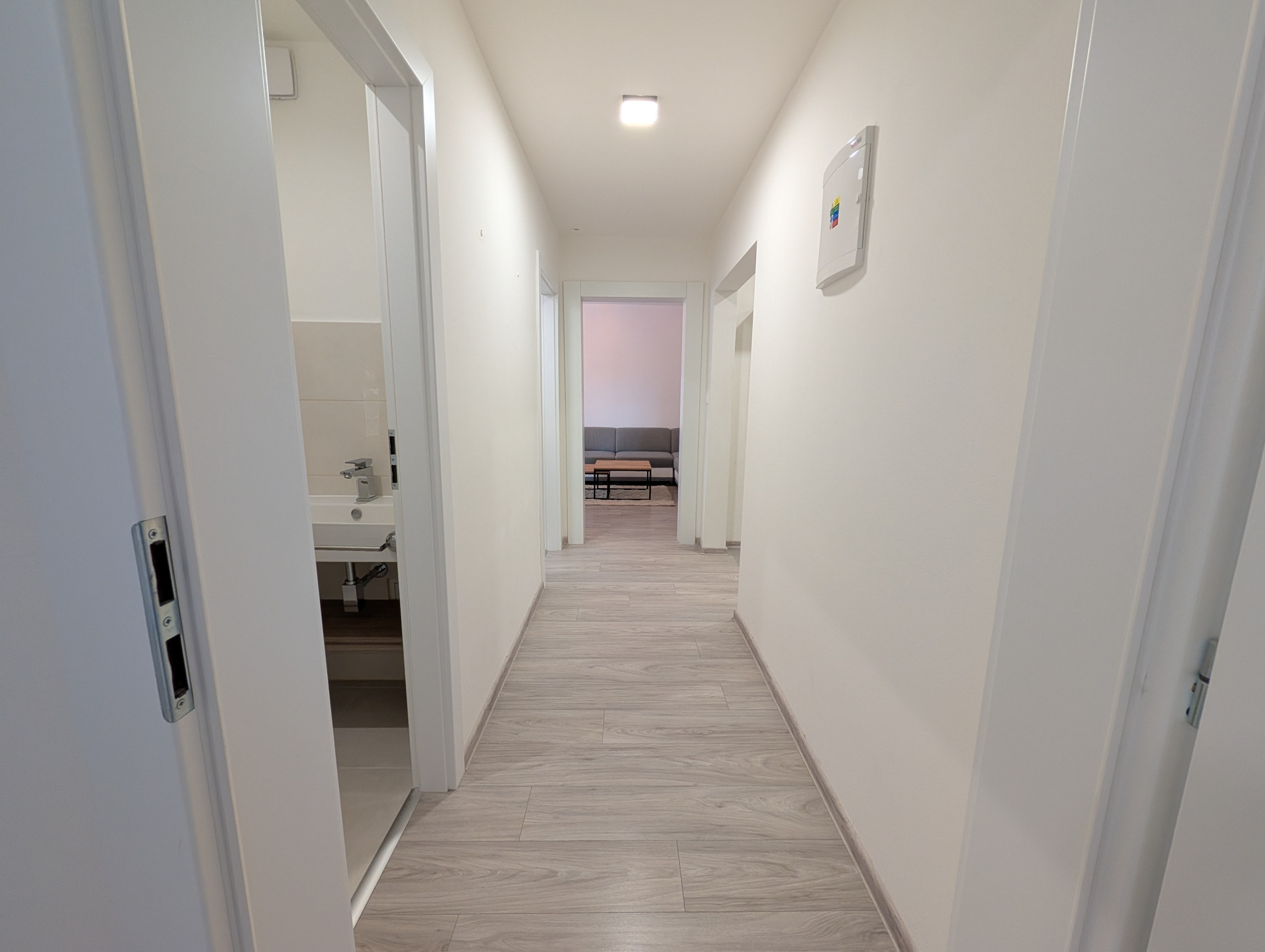 Na prenájom nový moderný 2-izbový byt