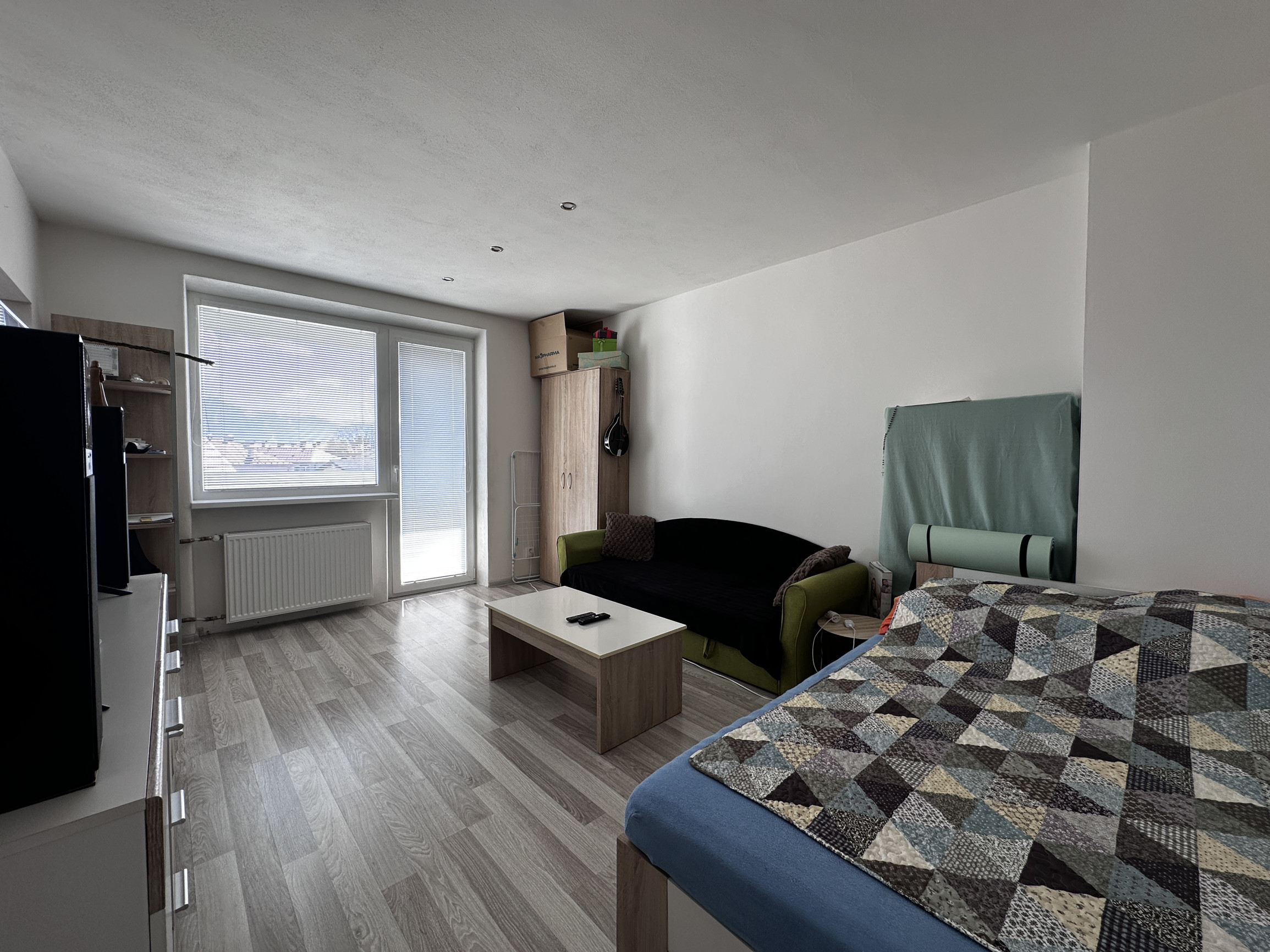 Prenájom slnečného 1-izbového bytu v Starom Meste – Liptovský Mikuláš