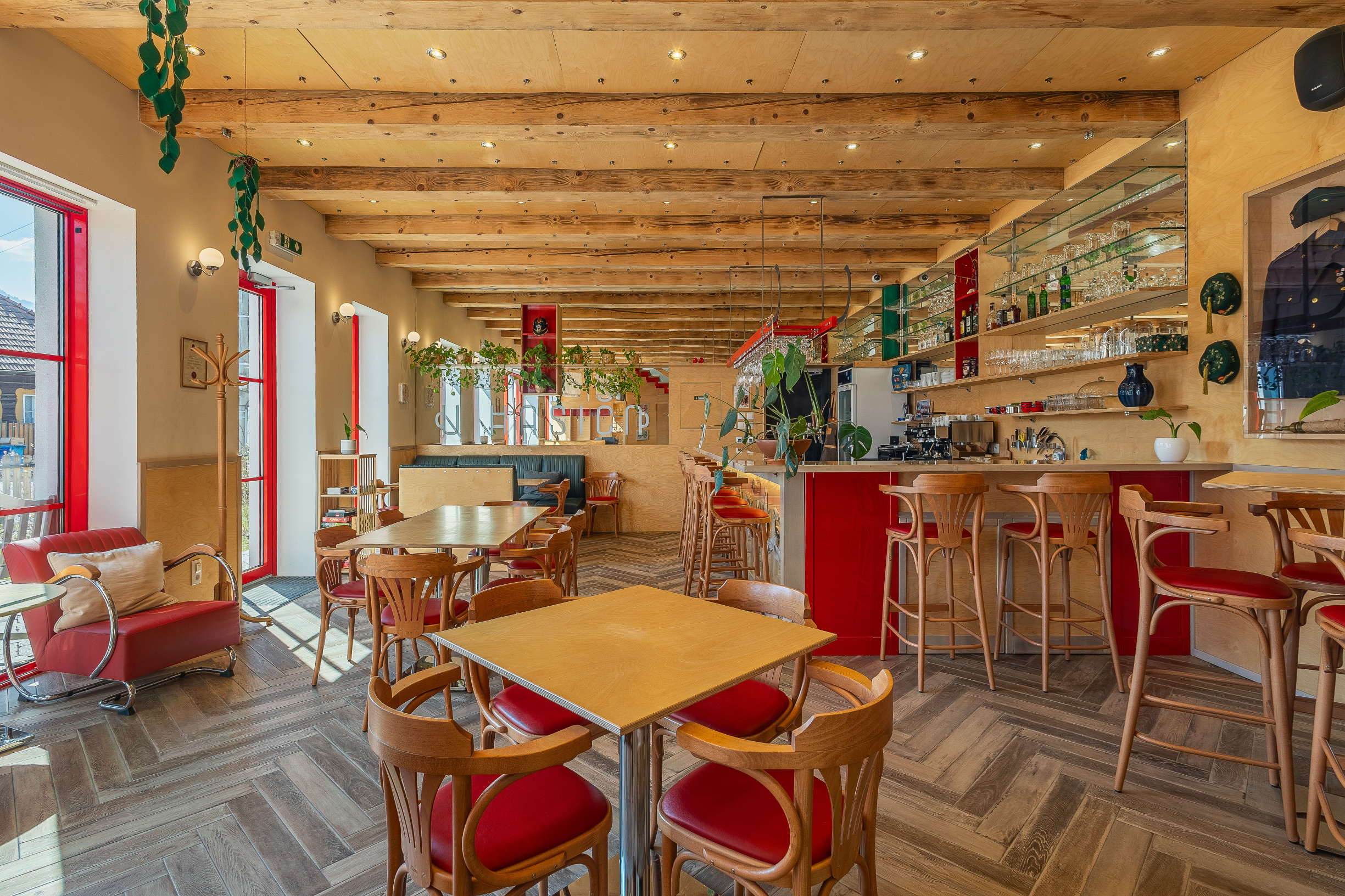 Štýlové bývanie – Unikátny rodinný dom s vežou, aký nemá nikto