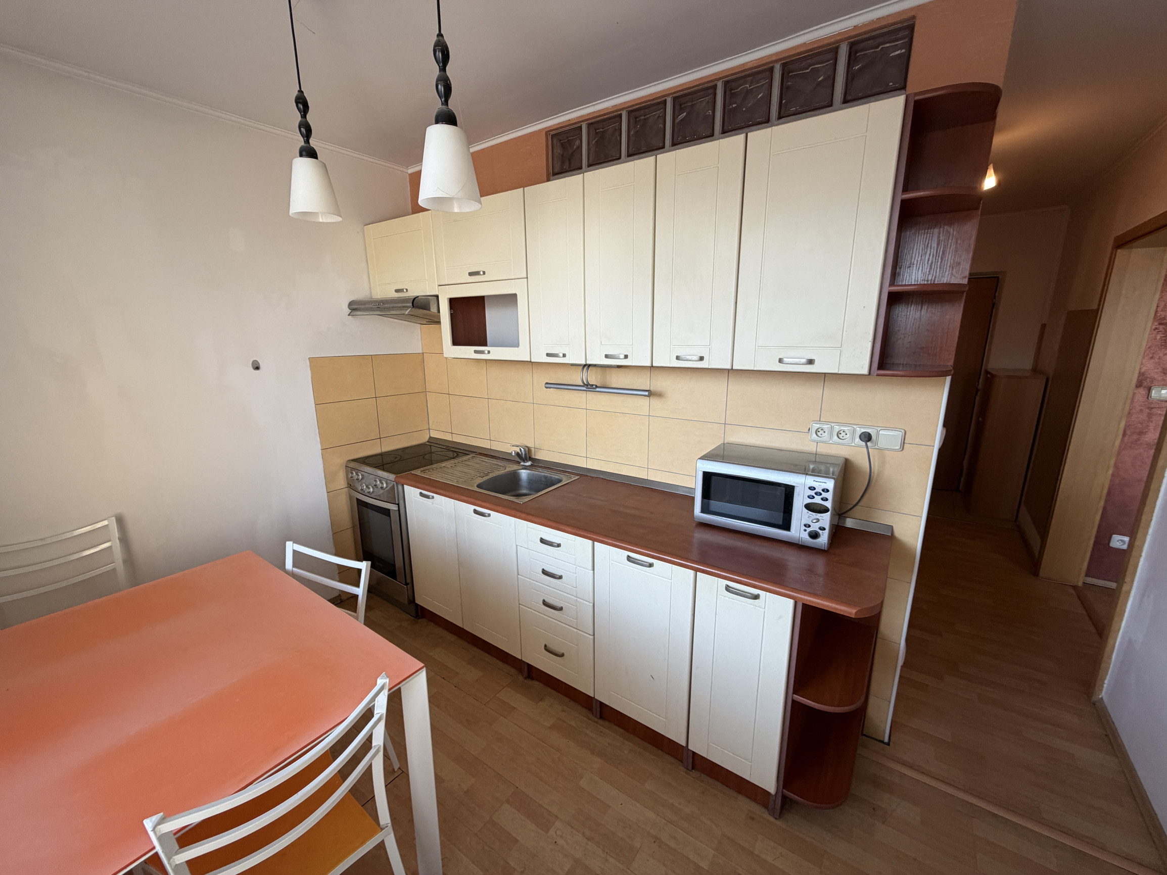 REZERVOVANÉ - Na predaj 1-izbový byt s dvoma loggiami – Roveň, Ružomberok